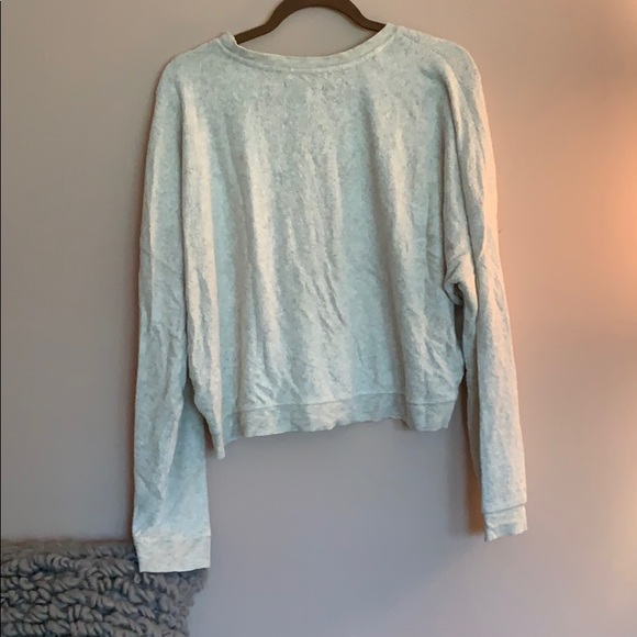 Kendall & Kylie Crewneck Crop Sweatshirt - Picture 3 of 3
